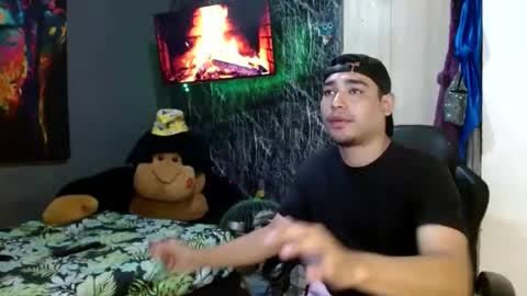 logan_millerxxx online show from January 10, 1:53 am