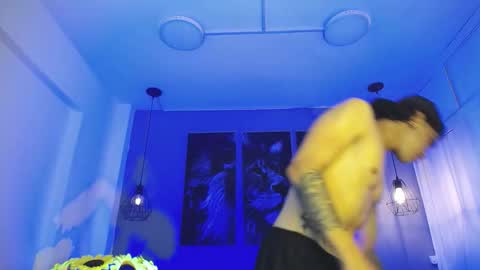 logan_peach5 online show from September 17, 11:46 am