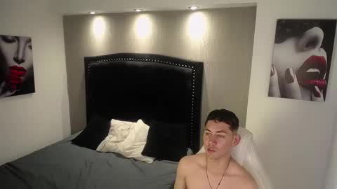 Loganfoster  online show from February 5, 10:46 pm