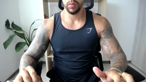 Logan Wolfp online show from May 30, 10:30 pm