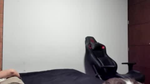 Logan online show from November 10, 9:01 am