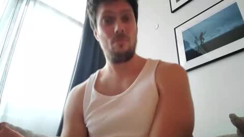 Icelandick online show from December 13, 2:38 pm