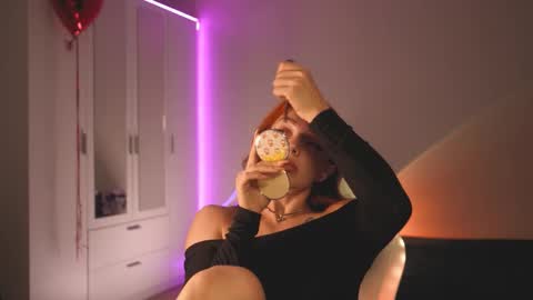 LoisVacation time  online show from September 11, 7:15 pm