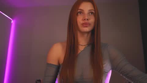 LoisVacation time  online show from September 26, 8:06 pm