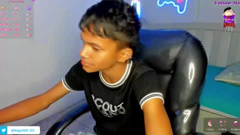 LOUIS online show from November 4, 3:30 am