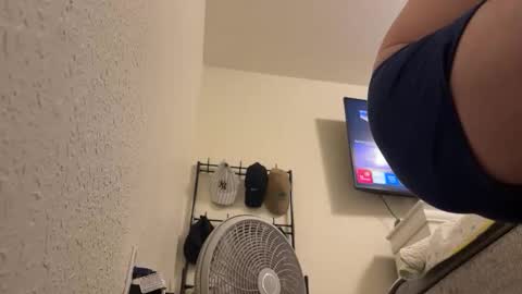 lokiiiii1998cubito online show from December 16, 12:44 pm