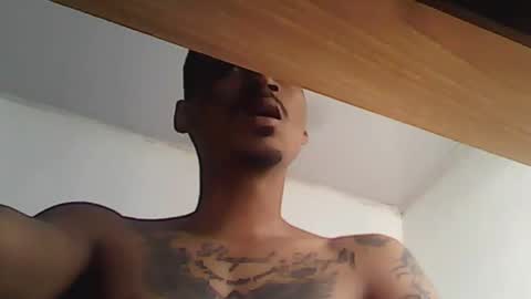 lokitocrazy17 online show from December 3, 5:24 pm