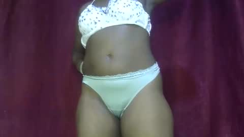 lola_beib online show from March 23, 8:30 am