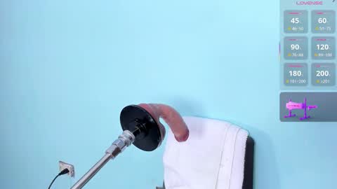 lola online show from December 20, 4:08 am