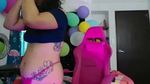 Snapshot of lola_fiery chatting on September 15, 1:23 pm lola_fiery online show from September 15, 1:23 pm