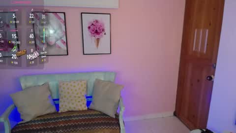 Lola online show from November 8, 4:04 am