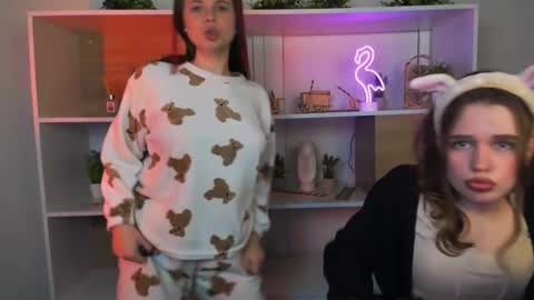 Lola online show from October 24, 7:14 pm