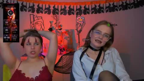 Lola online show from October 28, 9:16 pm