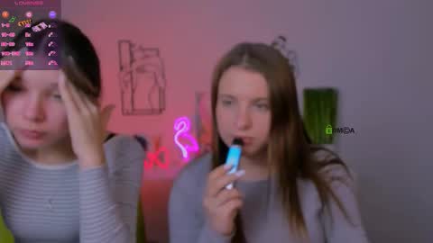 Lola online show from September 30, 7:24 pm