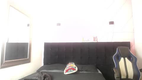 Lola Vecassalt online show from September 17, 12:41 pm