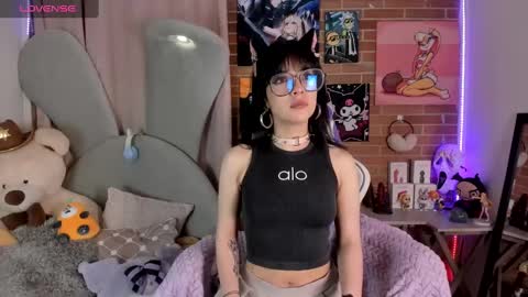 Lola Bunny online show from March 2, 3:45 am