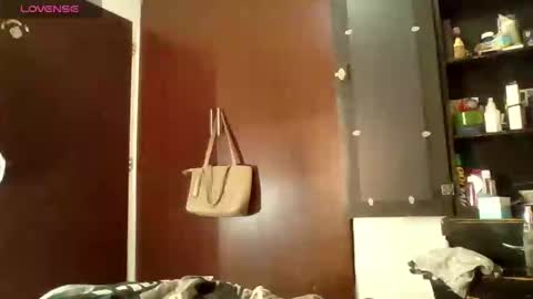 lolaa_staars online show from December 7, 2:14 am