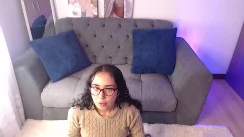 lolaandcamille online show from March 11, 1:12 pm