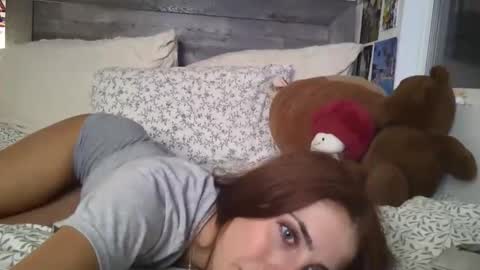 lolaandkenny online show from October 28, 5:19 am