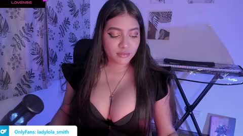 Snapshot of lolaasmith_21 chatting on February 27, 11:26 pm lolaasmith_21 online show from February 27, 11:26 pm