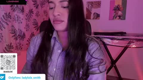 Snapshot of lolaasmith_21 chatting on March 8, 7:27 am lolaasmith_21 online show from March 8, 7:27 am