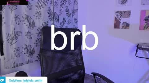 Snapshot of lolaasmith_21 chatting on February 15, 2:15 am lolaasmith_21 online show from February 15, 2:15 am