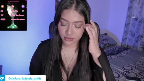 Snapshot of lolaasmith_21 chatting on January 6, 10:15 pm lolaasmith_21 online show from January 6, 10:15 pm