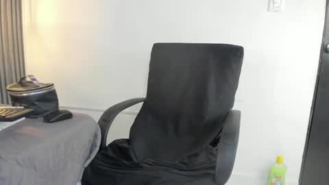 lolabunnysc online show from May 30, 12:36 pm