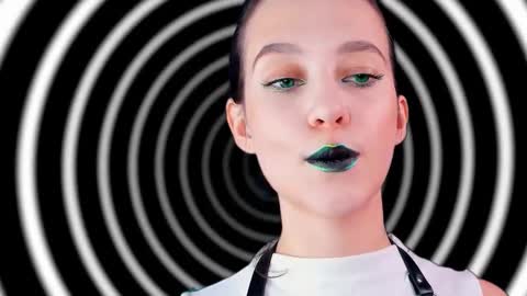 lolalemona online show from November 15, 1:56 pm