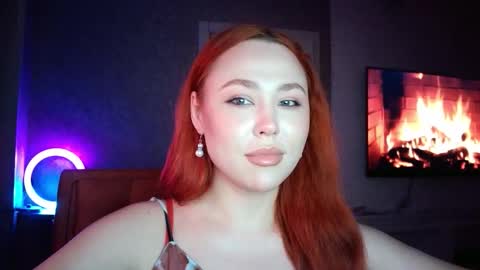 Lola online show from November 9, 12:30 pm