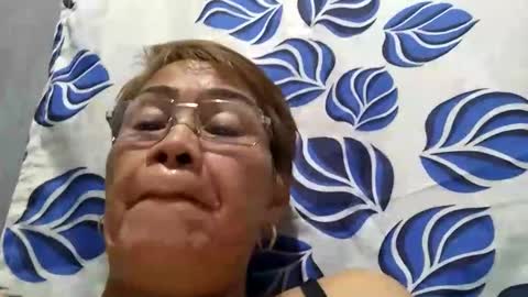 tey online show from February 19, 10:09 pm