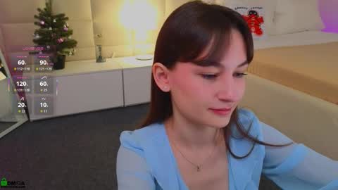 Lola online show from December 21, 1:56 am