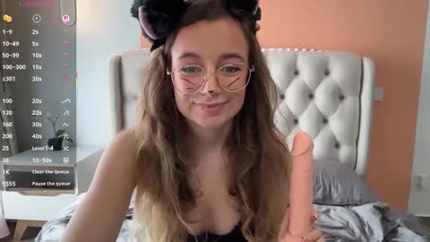 Lolatheangel online show from January 6, 2:04 am