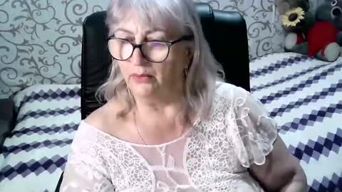 LolkaAlyss online show from March 12, 9:56 pm