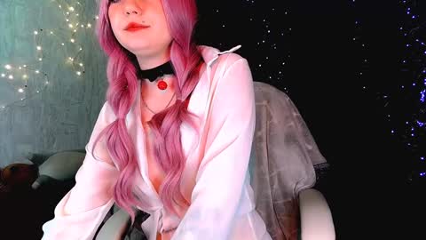 Snapshot of lolly_molly13 chatting on January 3, 2:08 pm Molly meow online show from January 3, 2:08 pm