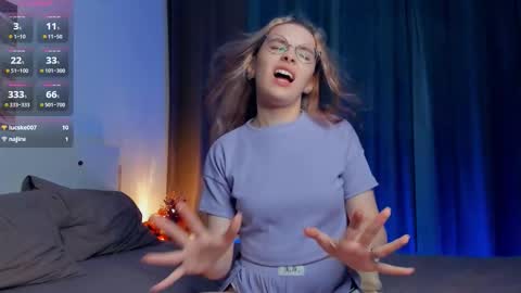 Lona online show from November 29, 7:32 pm