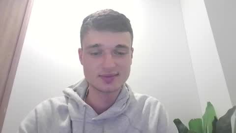 london_tomy online show from November 5, 12:45 am