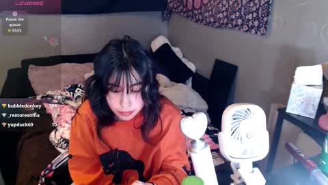 londonray online show from February 7, 9:34 am