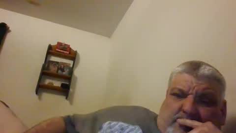 Snapshot of lonelytech72 chatting on March 8, 4:23 am lonelytech72 online show from March 8, 4:23 am