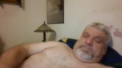 lonelytech72 online show from March 1, 6:39 am