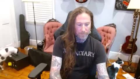 Snapshot of longhair021 chatting on September 8, 3:44 pm longhair online show from September 8, 3:44 pm