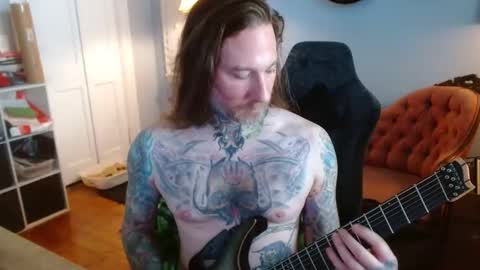 longhair online show from November 29, 5:09 pm