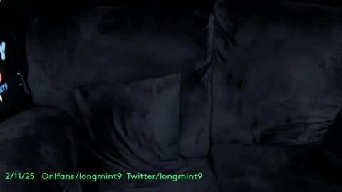 Snapshot of longmint96 chatting on February 14, 5:30 am Real twitterlongmint9 online show from February 14, 5:30 am