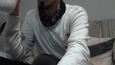 Alejandro Rulitos Twitter longnight55 Intagram 5longnight5 online show from February 1, 11:06 pm