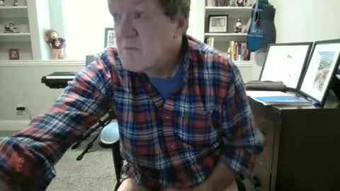 lonlynude online show from April 2, 10:38 pm