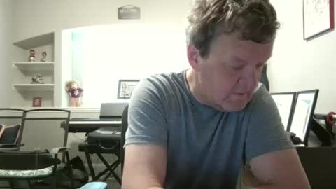 lonlynude online show from March 22, 7:18 pm