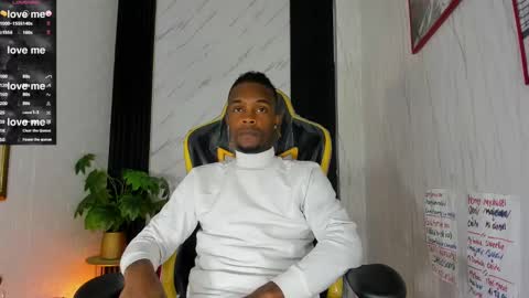 Snapshot of looganx chatting on February 25, 12:38 pm LooganX online show from February 25, 12:38 pm