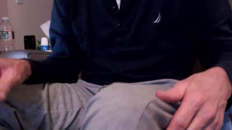 looking469 online show from March 21, 5:02 am