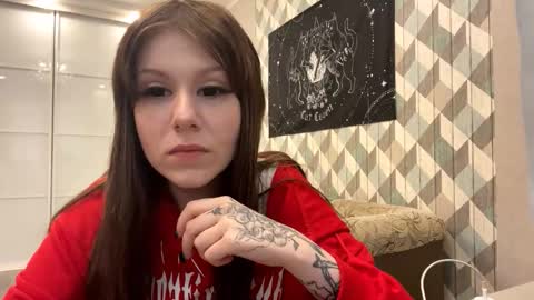 EVA online show from October 5, 6:22 am