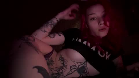 lookingforlona online show from December 2, 6:17 pm